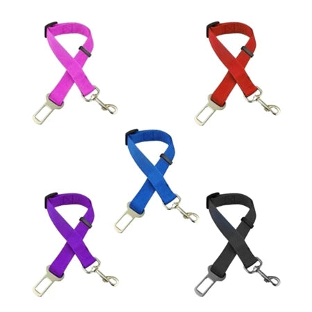 Cinto de segurança pet universal compatível com todos os modelos de veículos para cães e gatos viagem